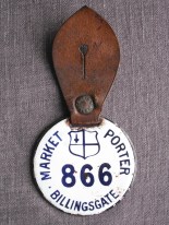 billingsgate-market-porters-badge-belonged-to-owner-of-hat