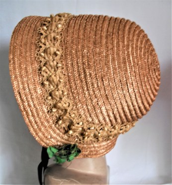 BOX 119 P 6- 51-3 decorated with Swiss straw-work . Selfridges label